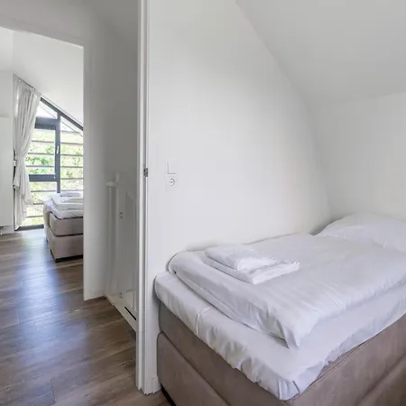 Beautiful With Sauna Near The Sea Feriehus *
