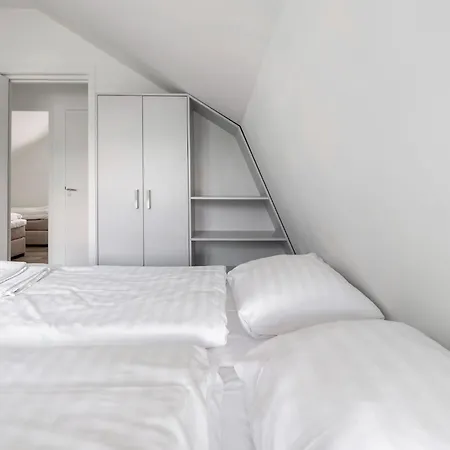Beautiful With Sauna Near The Sea Vakantiehuis *
