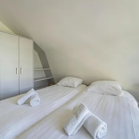 度假居 Beautiful With Sauna Near The Sea 埃赫蒙德·安登胡夫